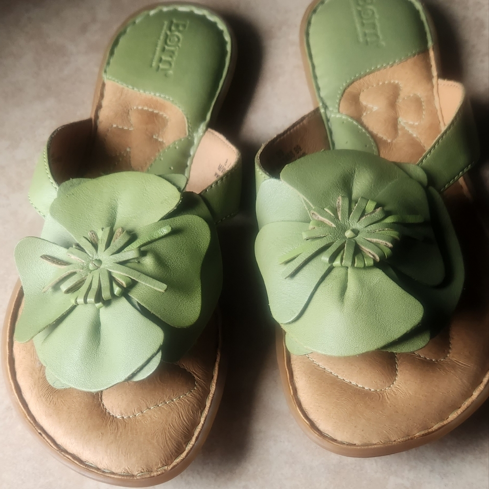Born green leather sandals